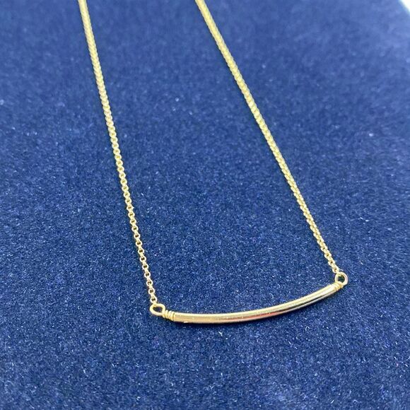 💛 14k Yellow Gold Plated Bar Necklace - Picture 2 of 5